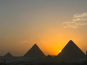 Horus Pyramids view